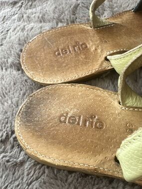 Delrio  Sandals in navy andPale Lime. (Shoe26)